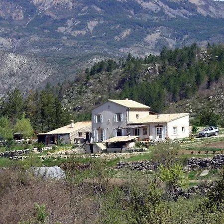 Πανσιόν Les Hauts De L'escoulaou