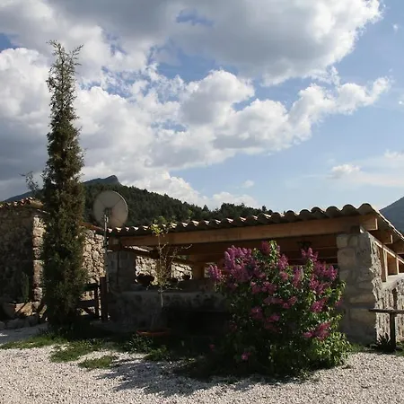 Πανσιόν Les Hauts De L'escoulaou *