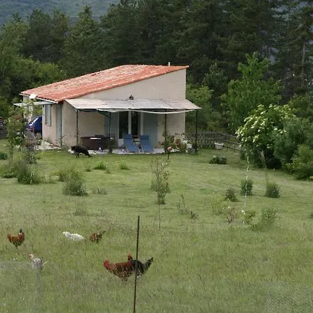 Πανσιόν Les Hauts De L'escoulaou *