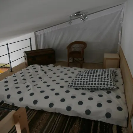 Les Hauts De L'escoulaou Guest house
